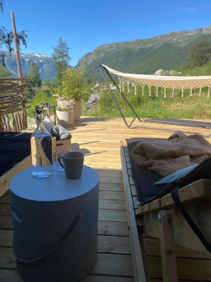Sauefjoset - Idyllisk Gardstun Fra 1800-Tallet Skjåk Kültér fotó